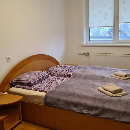 Butas J&e Neries Iv *